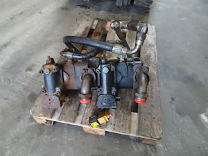 Oilgear PVG100E1UVRGKF P 1NNSN/PVG100E1UVREFV P 1NNSN-CN - 1
