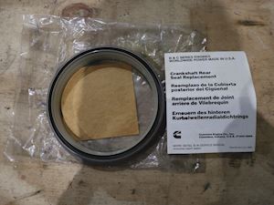 Cummins Crankshaft rear seal - 1