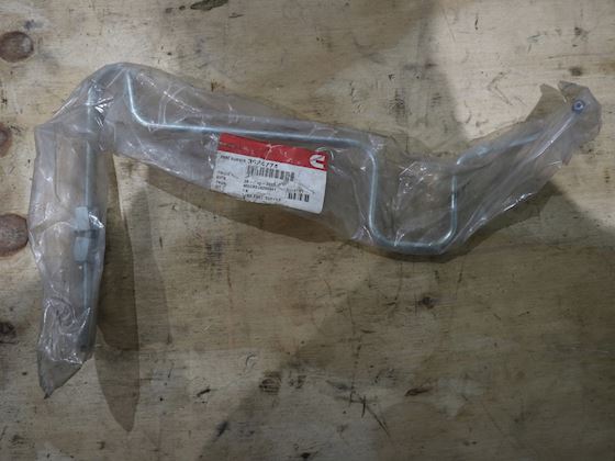 Cummins Fuel supply tube #1