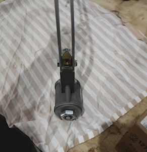 Caterpillar Clamp Valve Lifter air operated - 1