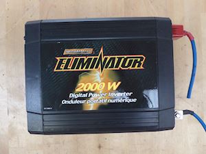 MotoMaster Eliminator Power Inverter - 1