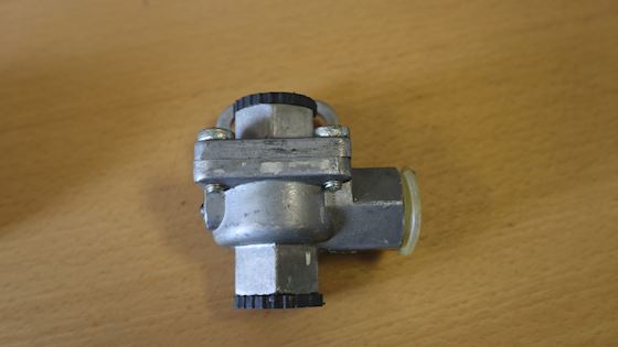 Wabco Westinghouse Double Check Valve #1