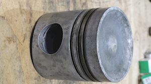 Caterpillar Piston Head - 1