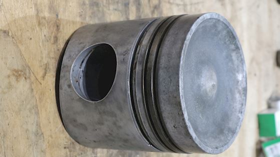 Caterpillar Piston Head #1