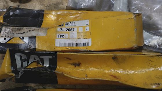 Caterpillar Shaft FW 7L2067 #3
