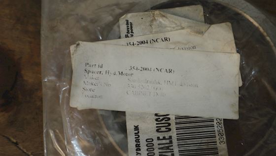 Brevini Spacer Hyd.Motor #1