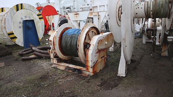 Hagglunds Split winch #3
