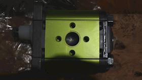 Vivoil Reversible pump XV 2R #1
