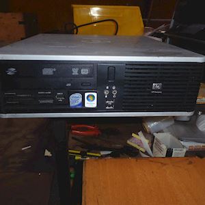 Rolls-Royce PC  HP Compaq  CZC84102DR - 1
