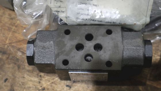 Daikin Pilot Operated Check Valve  -02W-20-55- #3