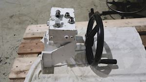 Sauer Manual actuator for hydraulic - 1