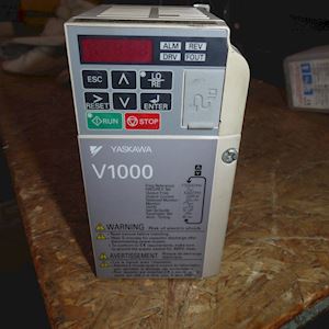 YASKAWA VLT  CIMR-VCBA0003BAA - 1