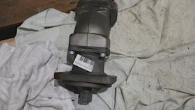 Sunfab Hydraulics Motor SCM-034W-N-SC4-C14-S2M #2