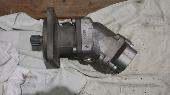Sunfab Hydraulics Motor SCM-034W-N-SC4-C14-S2M #4