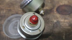 Caterpillar Indicator Engine Oil Pressure 2W-3681 - 1