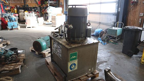 Hydraulik tank #1