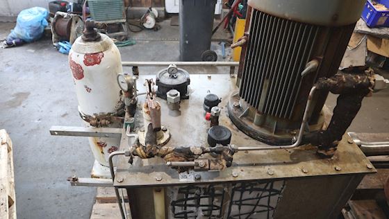 Hydraulik tank #2