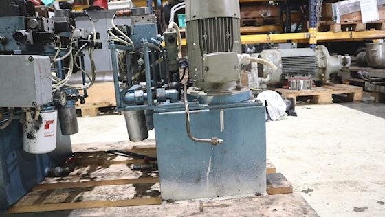 Hydraulik tank #5