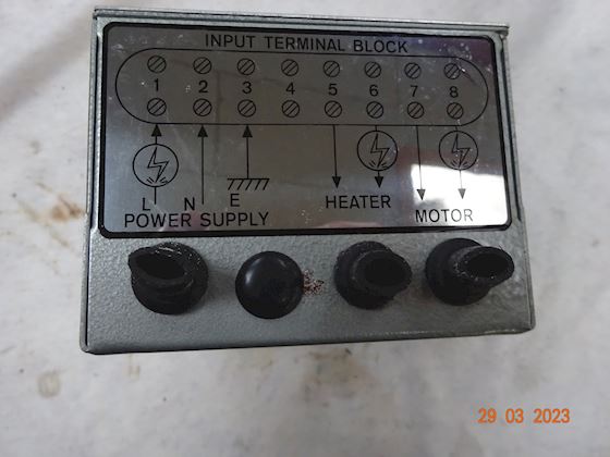WYNSTRUMENTS LTD WINDOW WIPER CONTROL #2