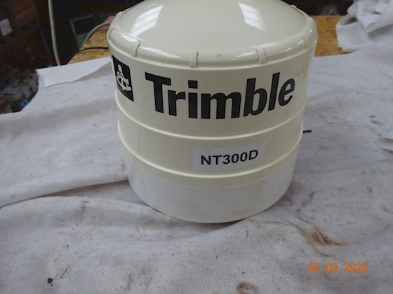 TRIMBLE DGPS ANTENNE NT300D #1