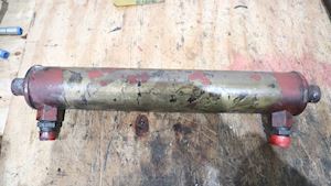 Pipe cooler in sea water permanently holds - 1
