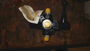 TTS Group Selector Valve w/Lever 3 Port   18761 - 1