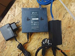 TP-LINK 5- PORT GIGABIT DESKTOP SWITCH TL-SG105 - 1