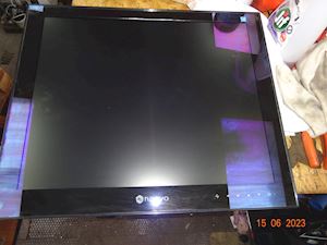 NEOVO MONITOR  U 19 - 1