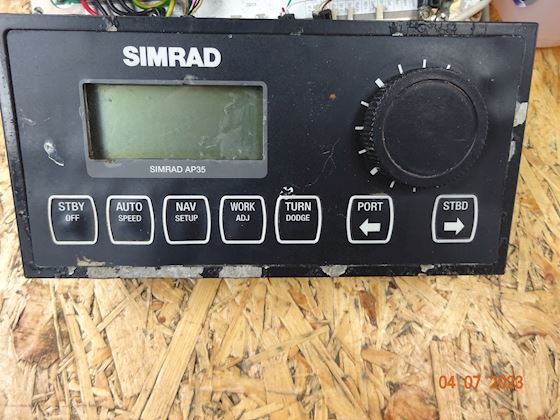 Simrad AUTOPILOT  AP35 /J3000X #1