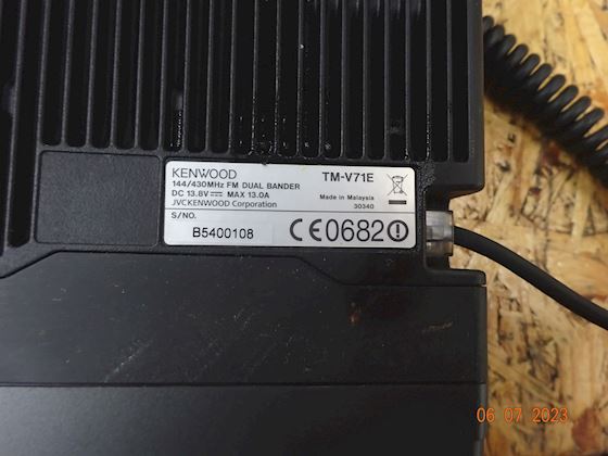 KENWOOD WALKIE TALKIE TM-V71E #2