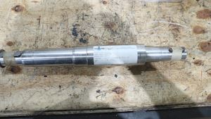 Iron Pump A/S Shaft Compl.  187597125 - 1