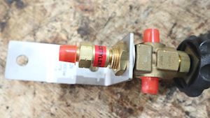 Unitor T-Valve Acetylene 520379 - 1