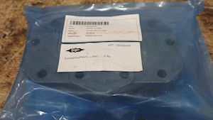 Bitzer Kühlmaschinenbau gmbh Cylinder Head with Gasket air cooled 30236020 - 1