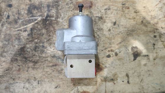 Rexroth Dir.-Control Valve 3710290000 #3
