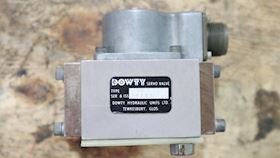 Dowty Servo valve hydraulic 468225100 #1