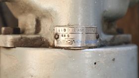 Sperry Vickers PVB10 RSY 31 CC11 #2