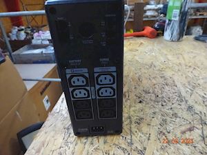 APC UPS PRO900 - 1