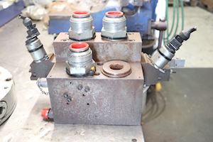 Hydraulic Block Valve - 1