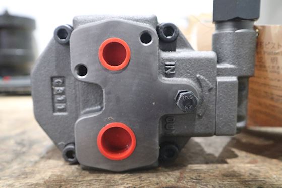 Yuken Variable Piston Pump AR16-FR01C-22 #4