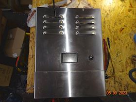 NewMar Charger 24 V #1