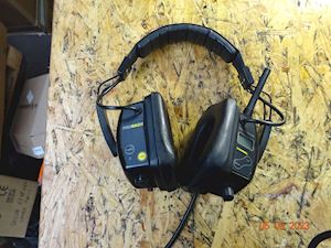 ALAN HEADSET PRORADIO TRANSCEIVER 446 - 1