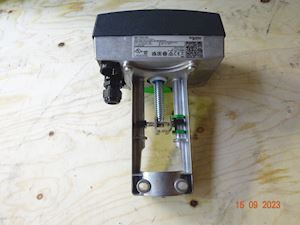 Schneider Electric Linear Valve Actuator M400 - 1
