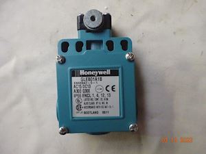 HoneyWell Limit Switch GLEB01A1B - 1