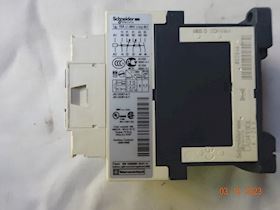 Schneider Electric Control Relay CAD32BD #2