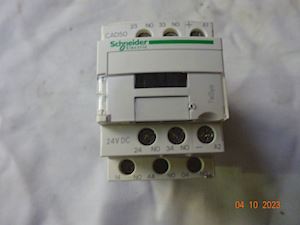 Schneider Electric Control Relay CAD50BD - 1