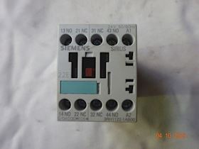 Siemens Control Relay 3RH1122-1AB00 #1