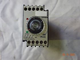 Siemens Time Relay 7PU20 40-7QN20 #1
