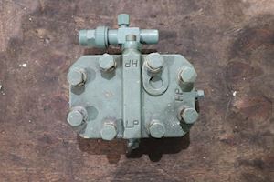 Bitzer Kühlmaschinenbau gmbh Cylinder Head with Valve Plate 2KES-05(Y) - 1