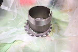 SKF Adapter Sleeve with KM lock Nut and MB lock Washer H3120 - 1