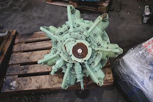 Bauer 7 Cyl. Hydraulic Motor - 1